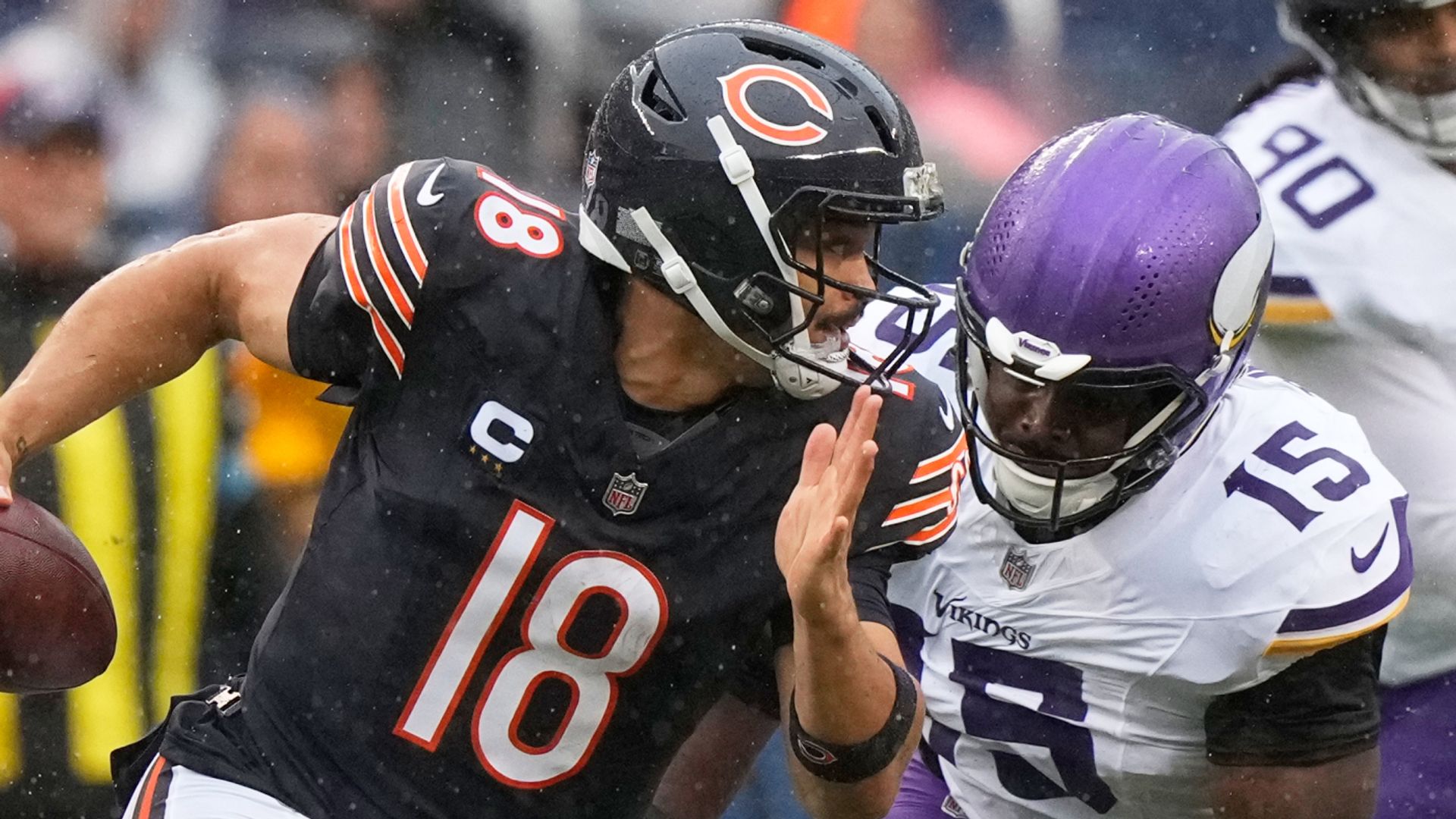 NFL Weekend Review: Mastermind Flores dominates Bears