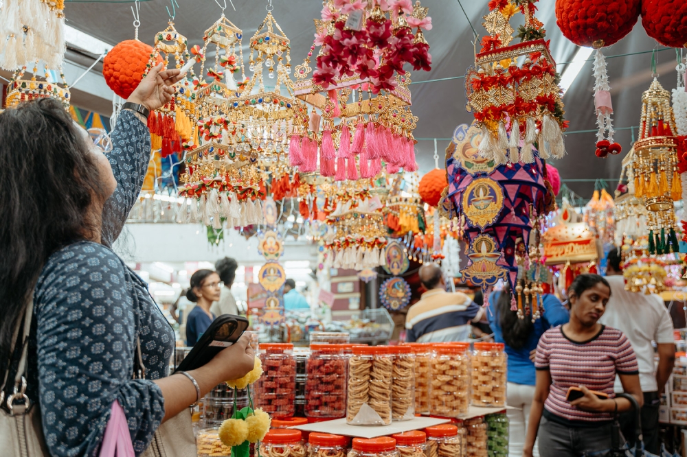 Deepavali Bazaar fees slashed 85pc, Hannah Yeoh sets RM400 cap in Brickfields