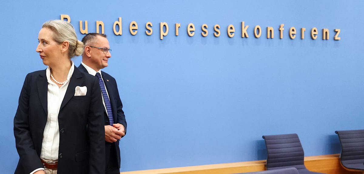 „Glückwunsch an die CDU. Wir haben sie als Volkspartei abgelöst“, sagt Weidel mit heiserer Stimme