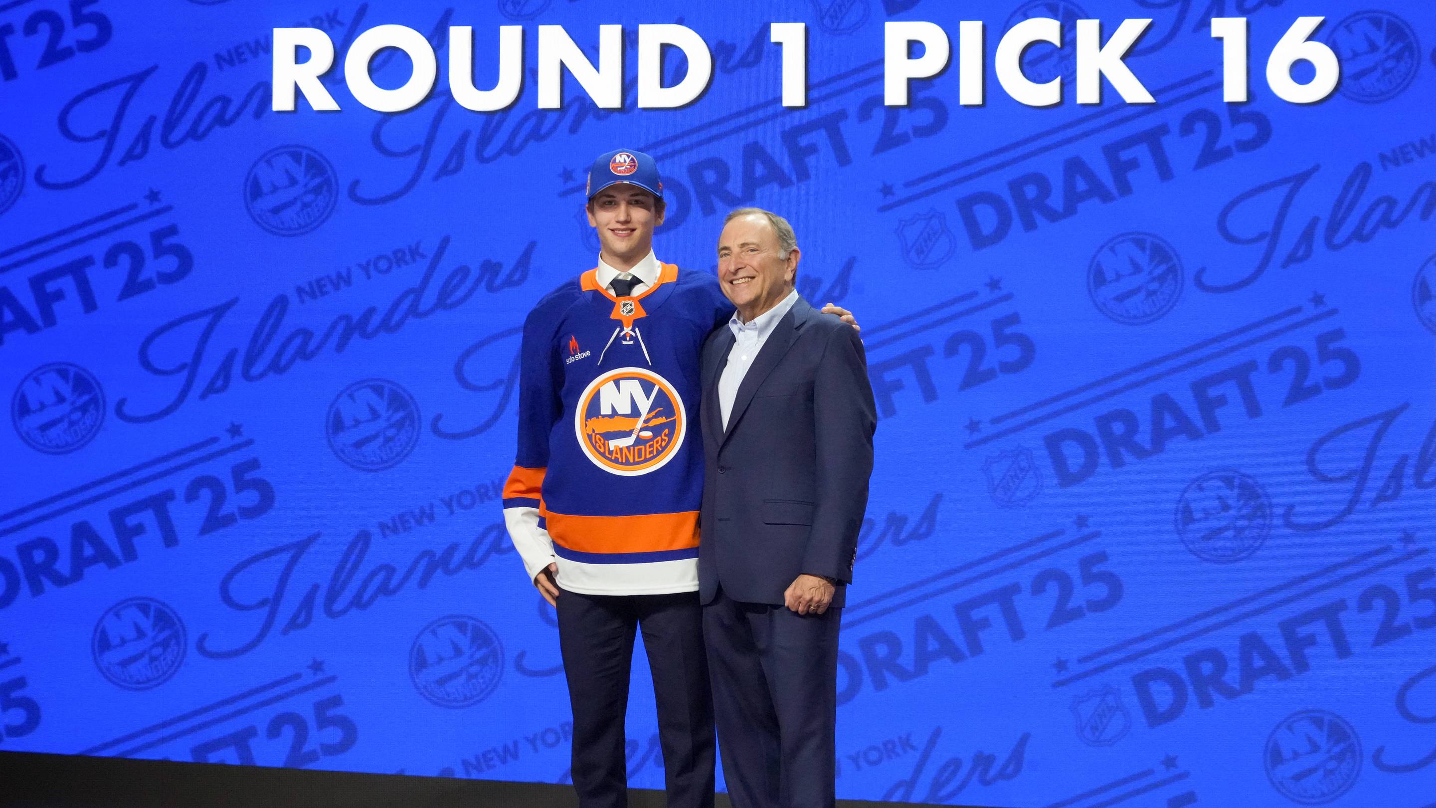 Why Victor Eklund Could Help Solve Major Issue for NY Islanders
