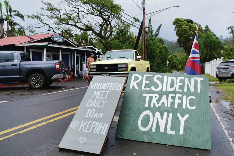 Off the news: Tourists welcome on Kauai. Well, most of it