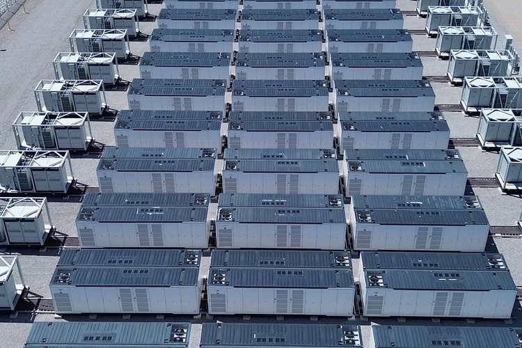 Google-backed battery storage pilot in Texas demonstrates how BESS can improve hourly carbon-free matching for data centers