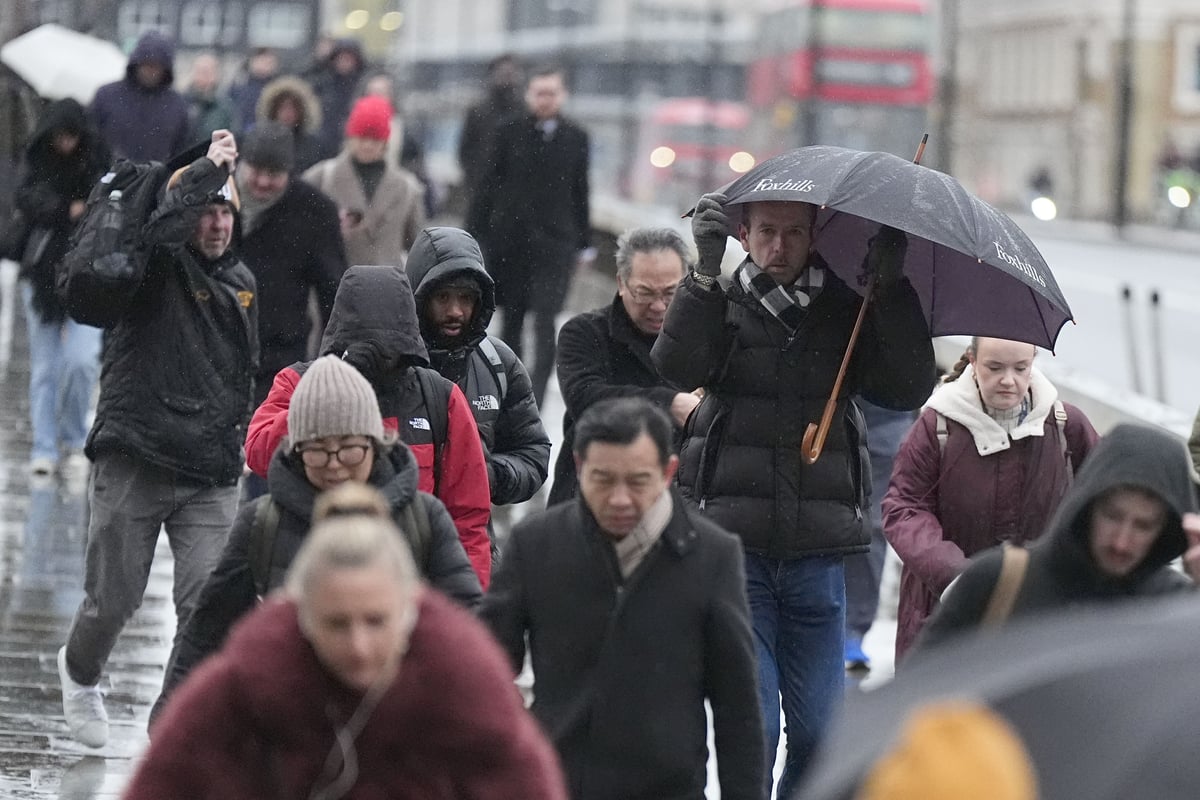 Britons’ sense of job security slumps for all but tech workers