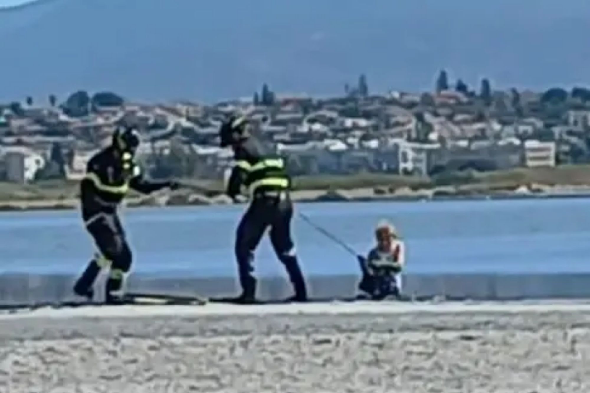 Moment bungling tourists sink into quicksand after ‘ignoring danger signs to chase flamingos & take photos’