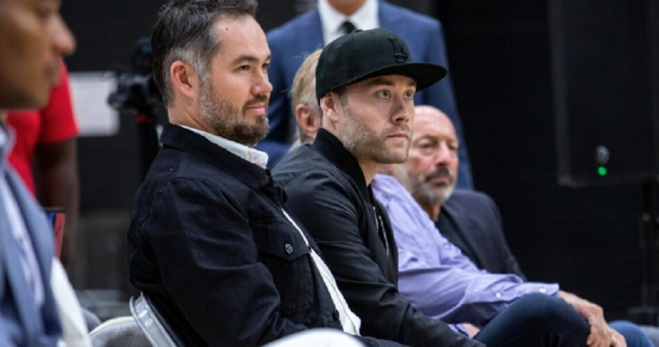 The Buss brothers have exclusive rights to buy ASVEL until the start of November