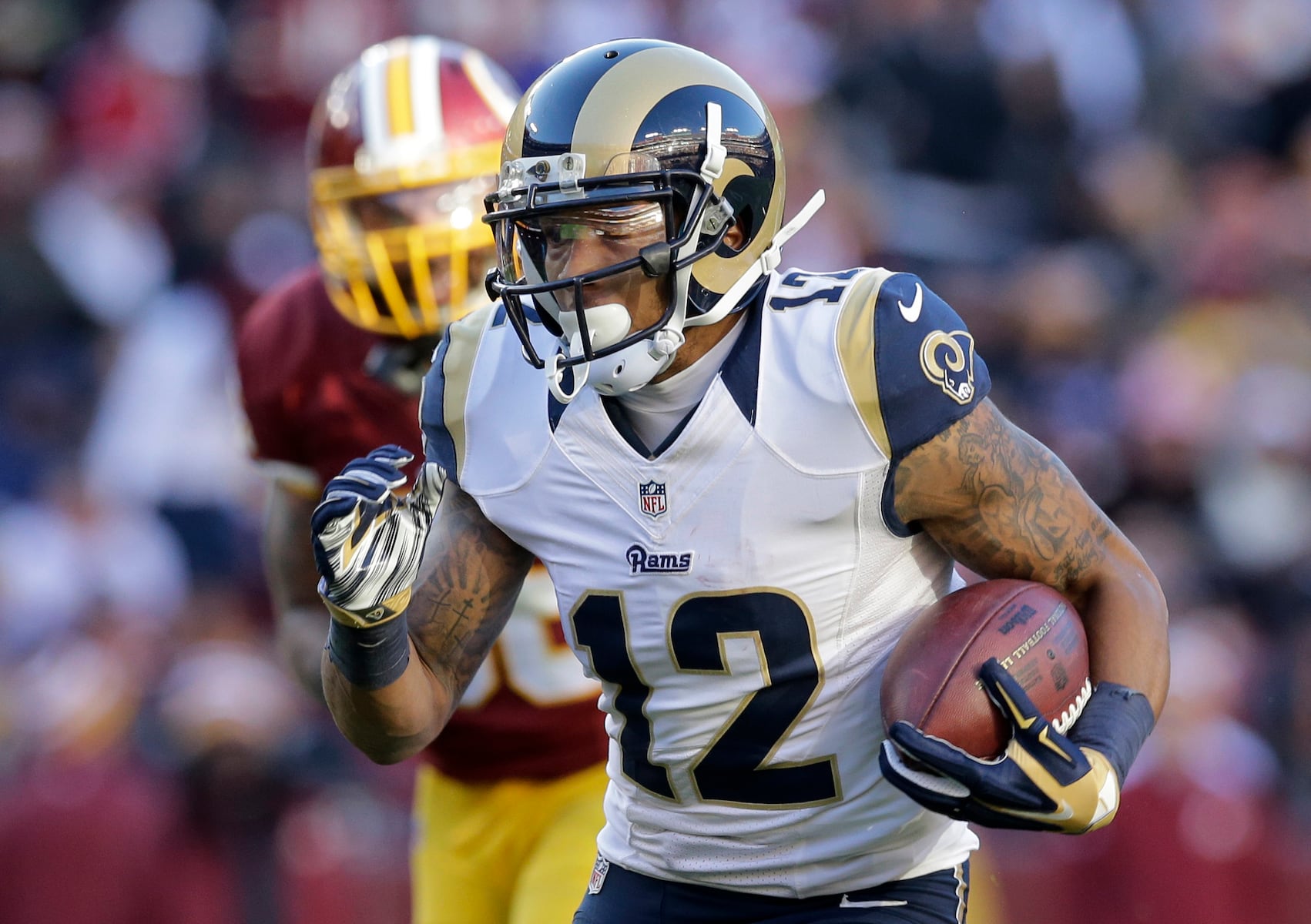 Former NFL receiver, college All-American charged with allegedly having sex at an arcade