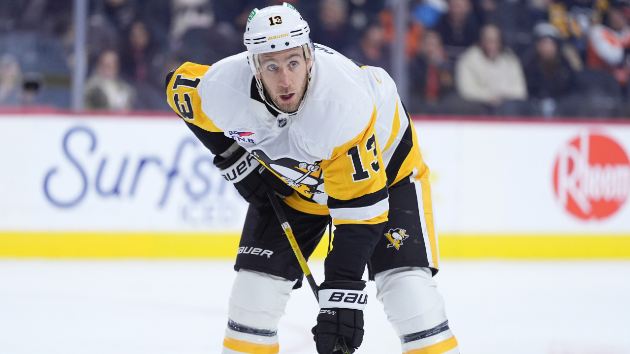 Kevin Hayes announces retirement after short KHL stint