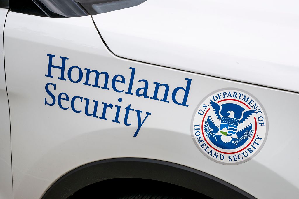 Venezuelan National sentenced after assaulting, grabbing gun of federal agent in metro Detroit
