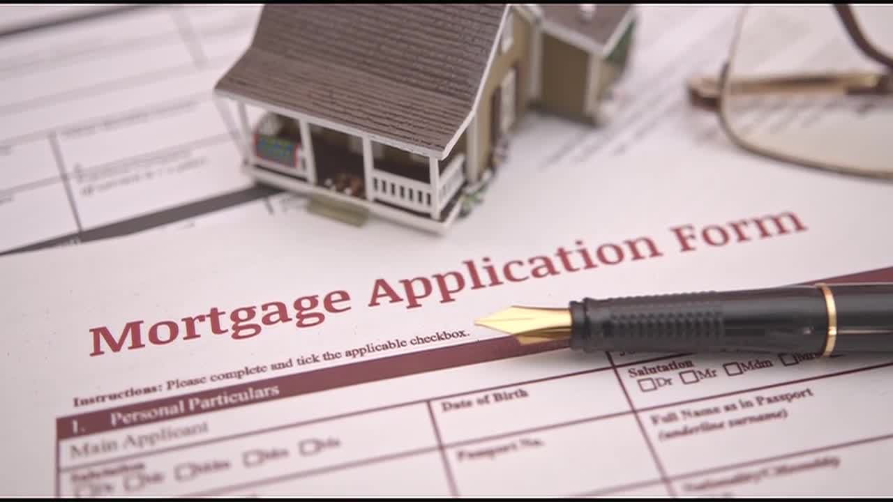 Homeowners are overpaying thousands on mortgages, analysis finds