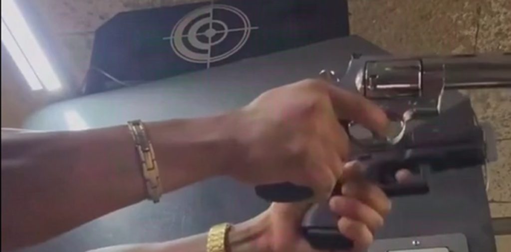 Appeals Court Strikes Down Ban On Interstate Handgun Sales