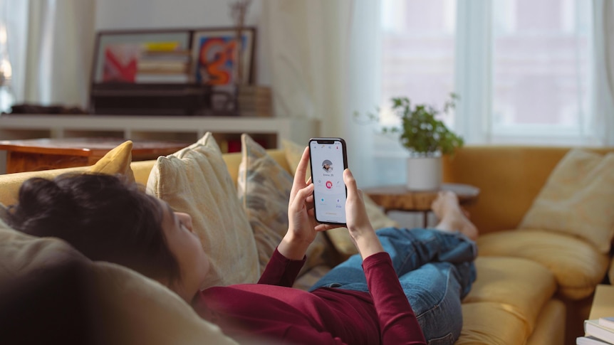 Dating app safety shouldn't be left to women, researchers say