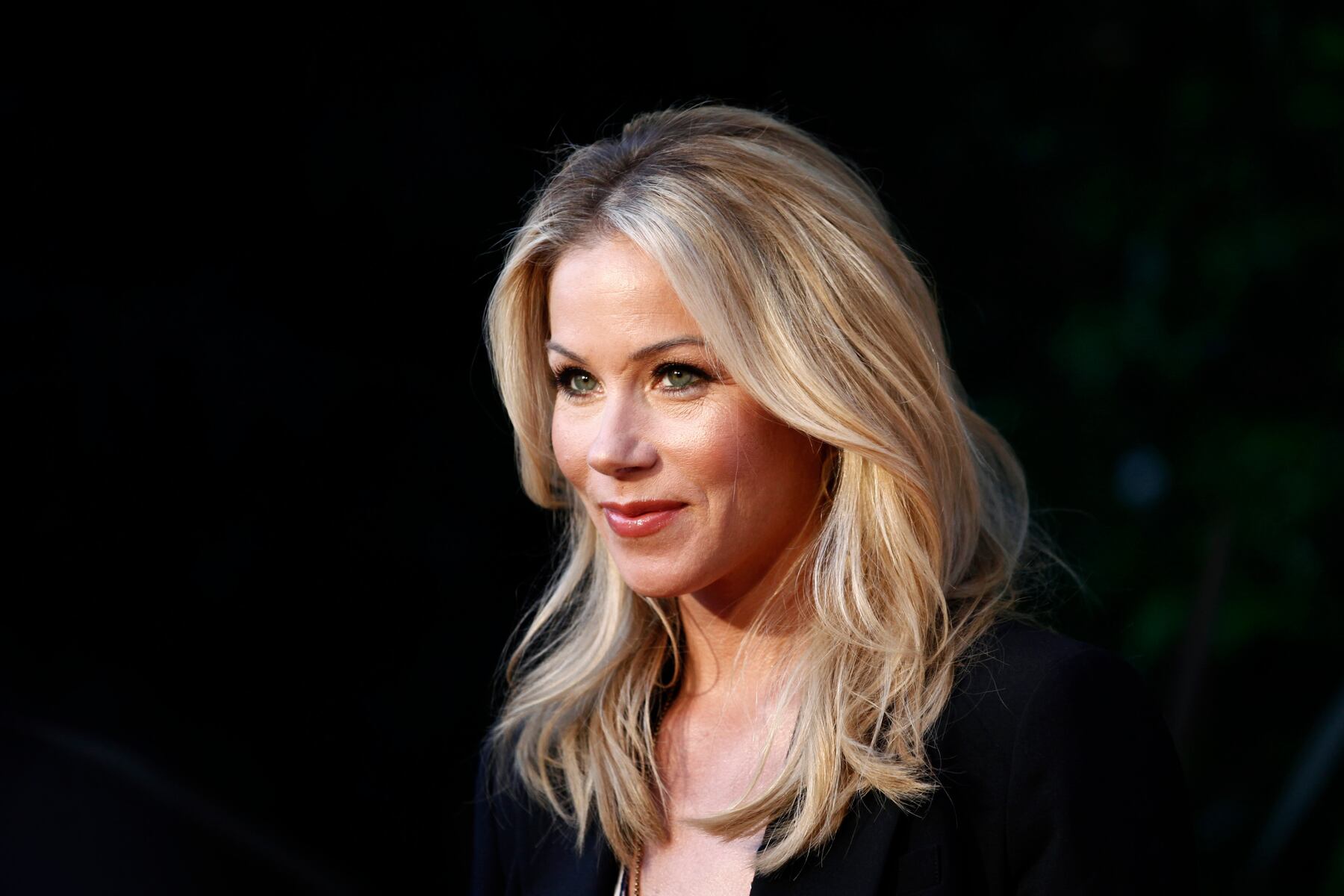 Beloved actress debuts ‘weird spot’ on her face after mystery 4-month hospital stay