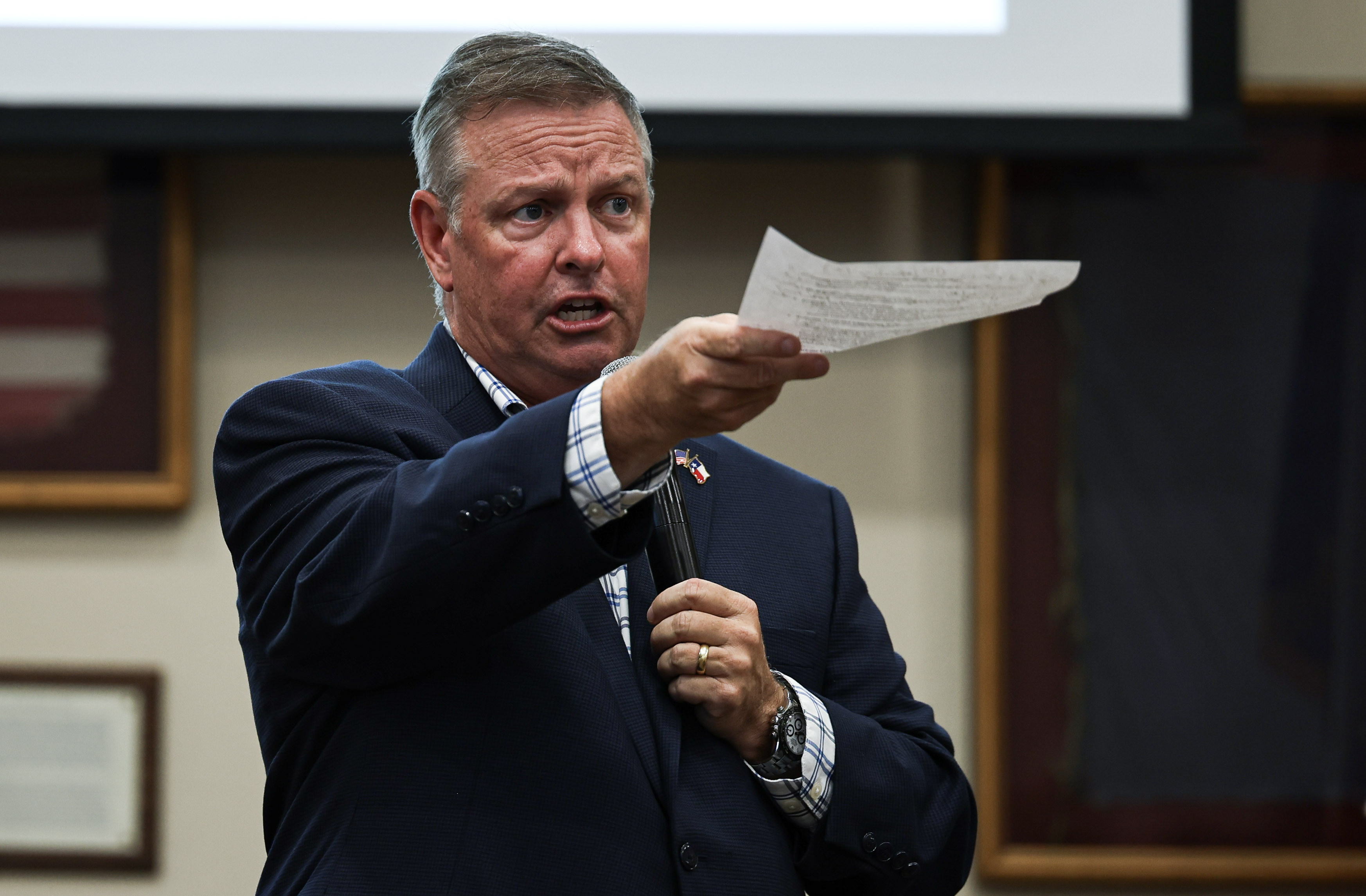 Petition seeking Tarrant County judge’s removal from office dismissed by Texas judge