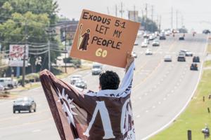 Students rally at Plaza Fiesta against immigration policies