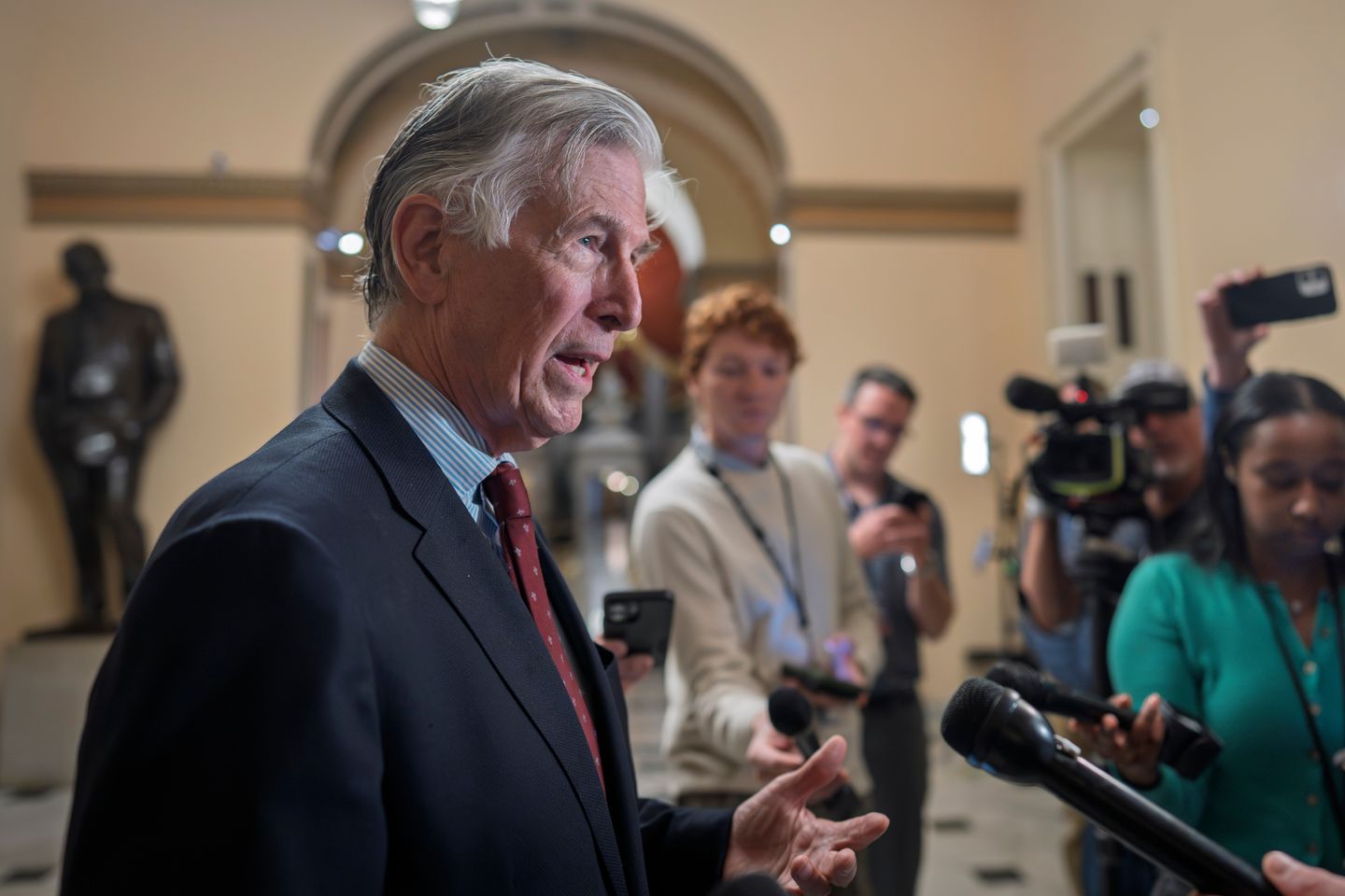 North Virginia congressman says his constituents shouldn't be 'guinea pigs' for FAA's new AI tool