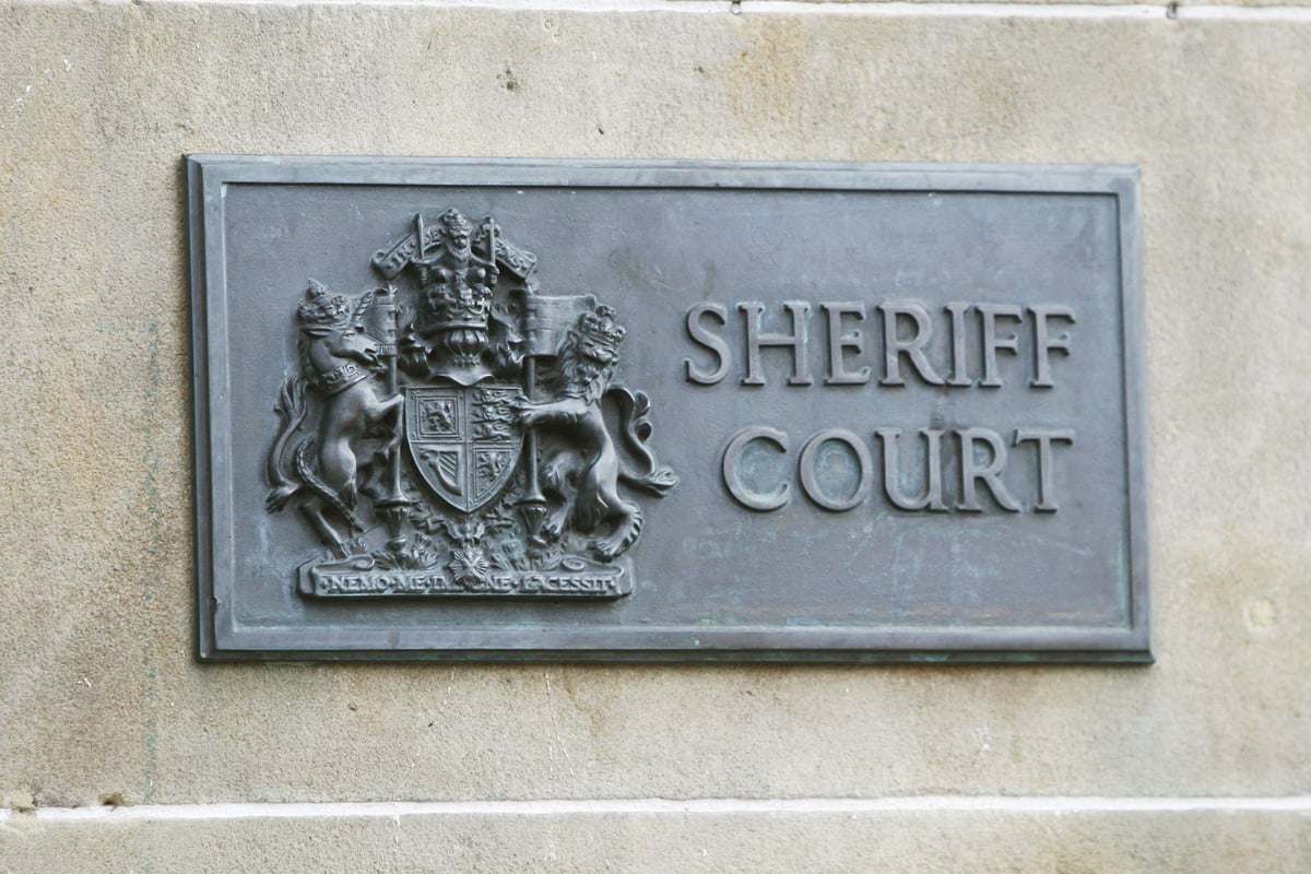 Podcaster James English due for sentencing after domestic abuse conviction