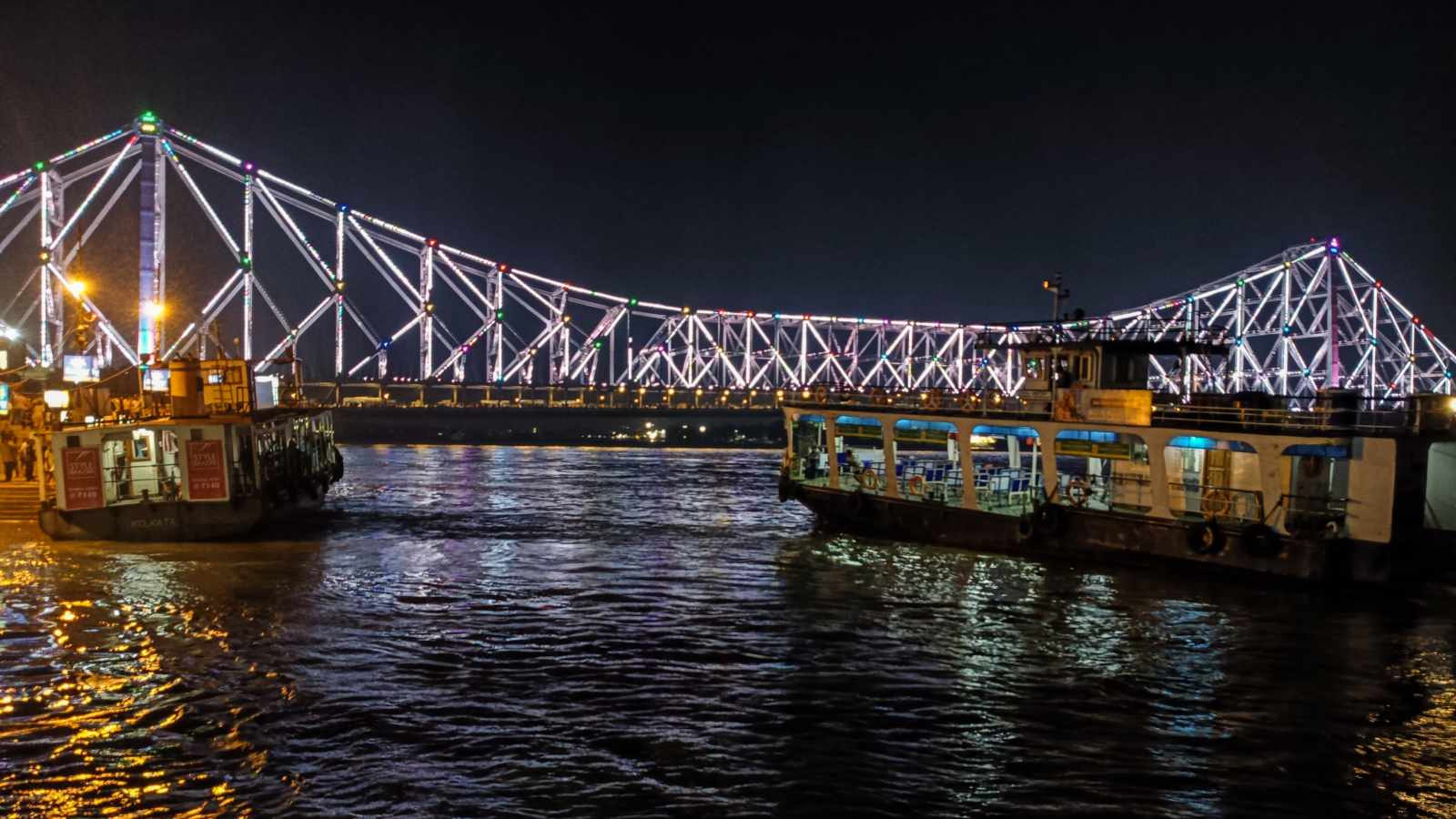 Kolkata’s iconic Howrah Bridge to now feature personal greetings, light-sound shows