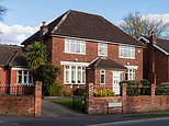 Estranged sister-in-law will inherit quarter share of a house - can we sell it without her permission?