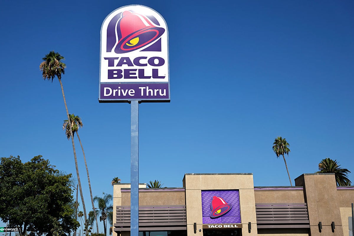 Taco Bell offers heavy discounts as customer numbers struggle to recover post-outbreak