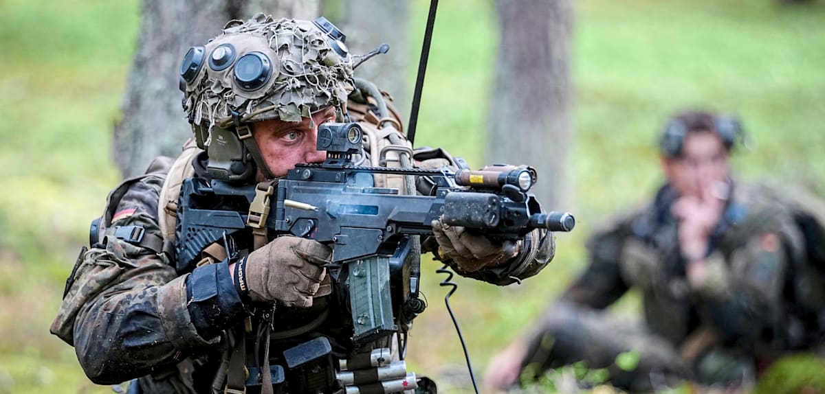 Bundeswehr übt Brückenschutz bei Stendal | Stendal-News