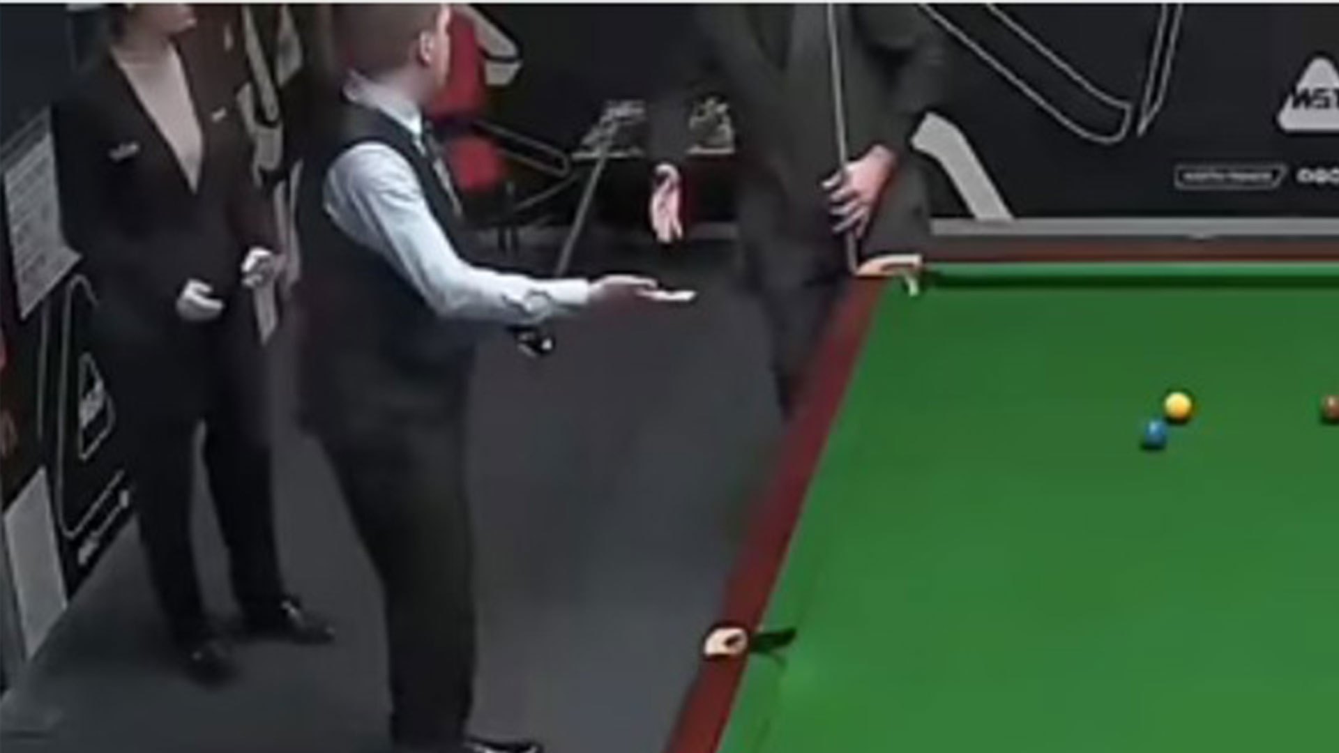Snooker star in hot water and faces huge fine after QUITTING match during frame