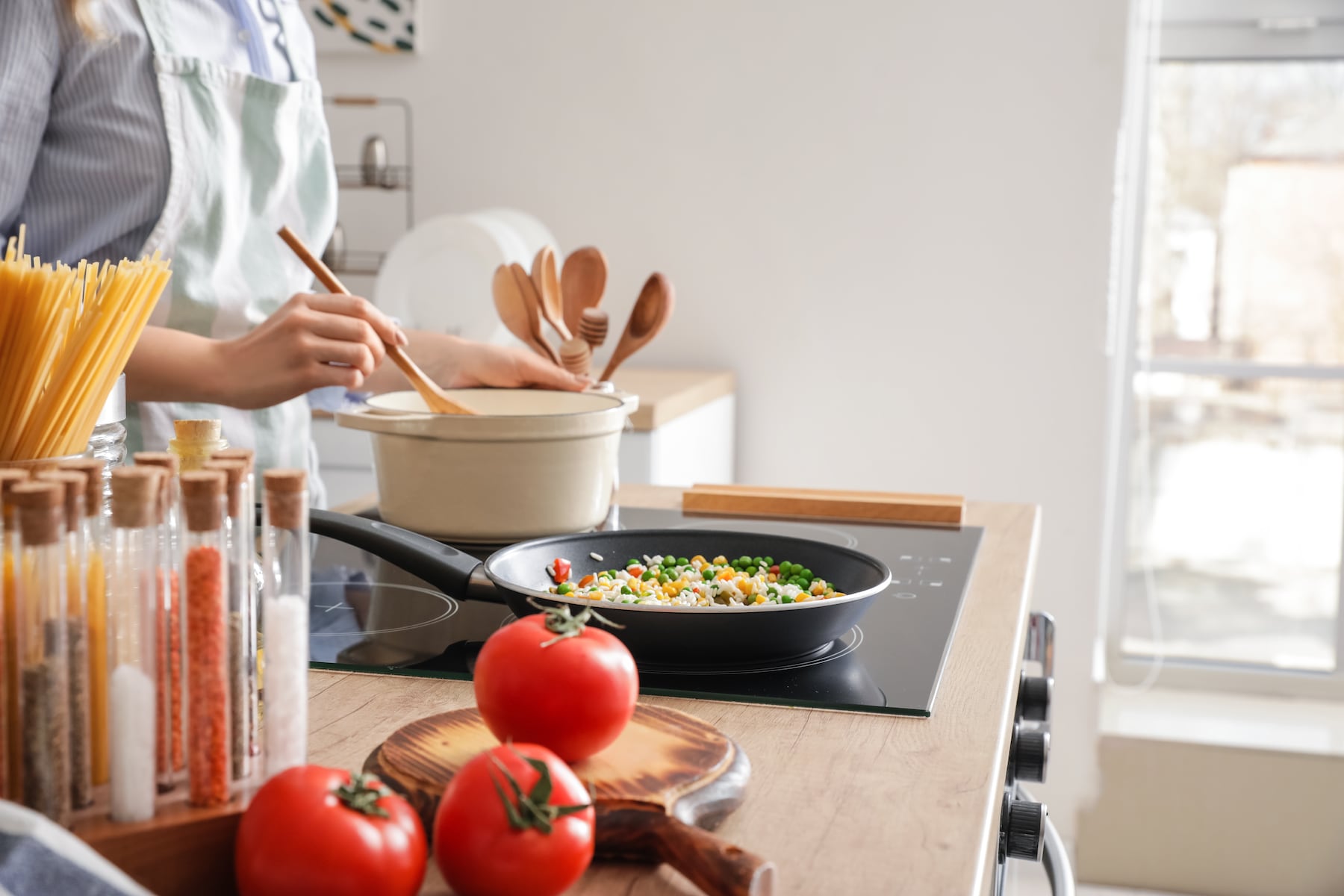 Dear Abby: How do I tell my roommates their cooking is making me sick, and I need to move?