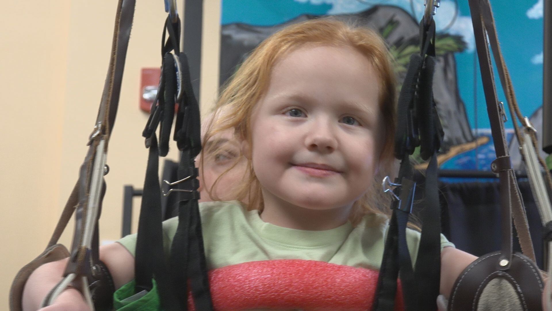 How singing is helping this 6-year-old girl with rare condition work toward recovery