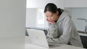 Physicians say patients search online before seeking their expertise
