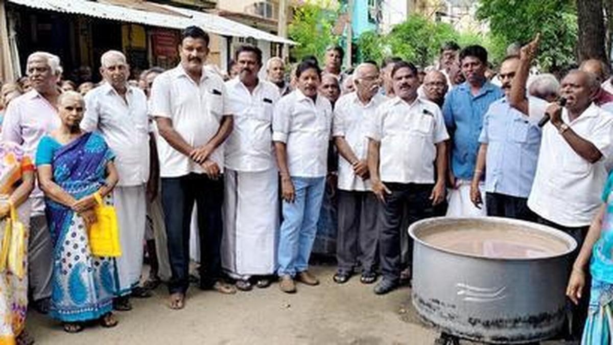 Weavers call off protest march at Rajapalayam