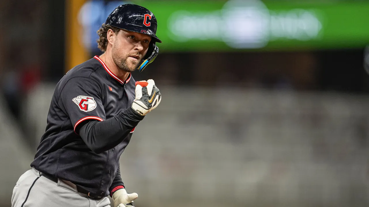 Why Guardians' offense may be better without Rhys Hoskins