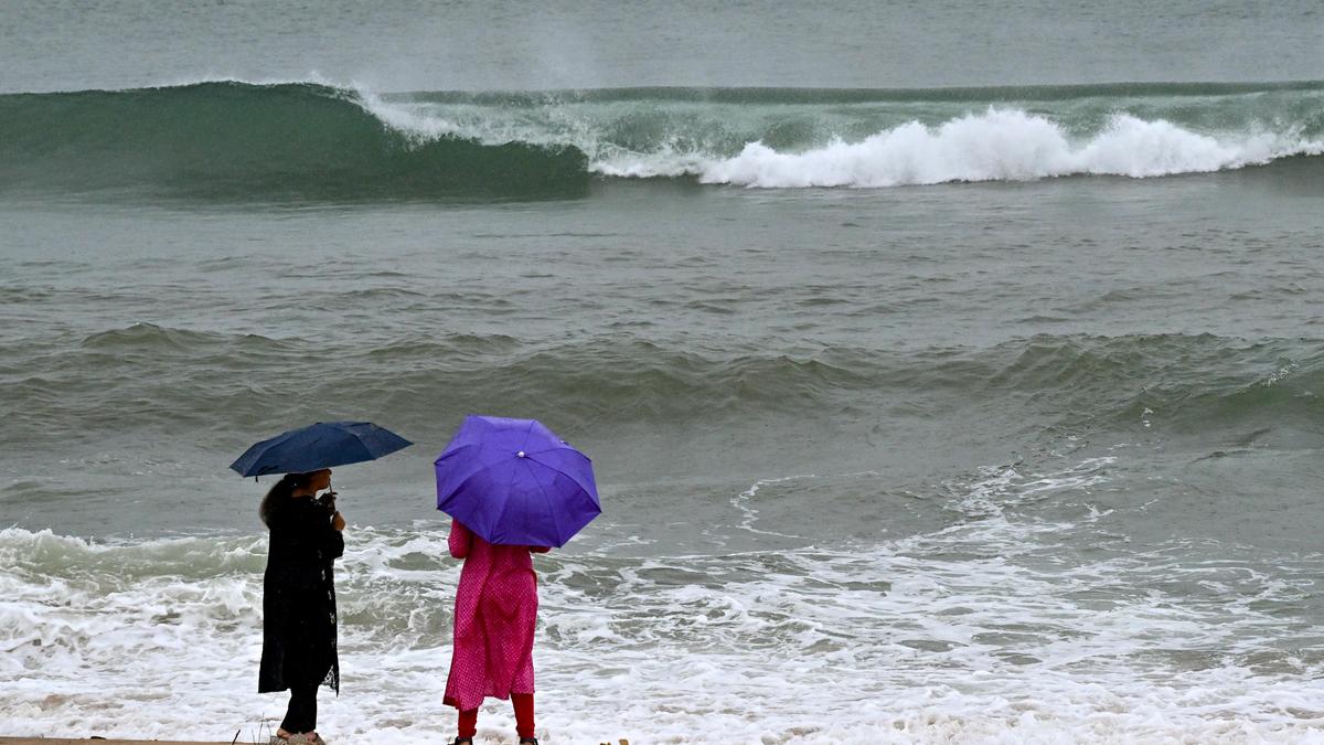 Depression in Bay of Bengal to intensify, to cross coast between Visakhapatnam and Gopalpur on September 23 night