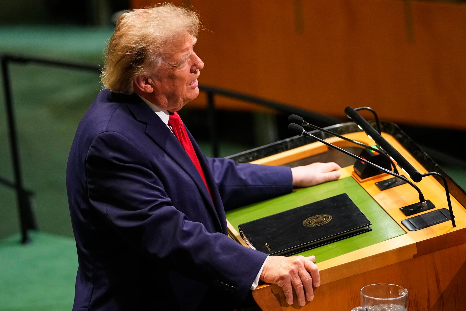 Trump roasted over bizarre announcement to UN General Assembly: ‘Beyond parody’