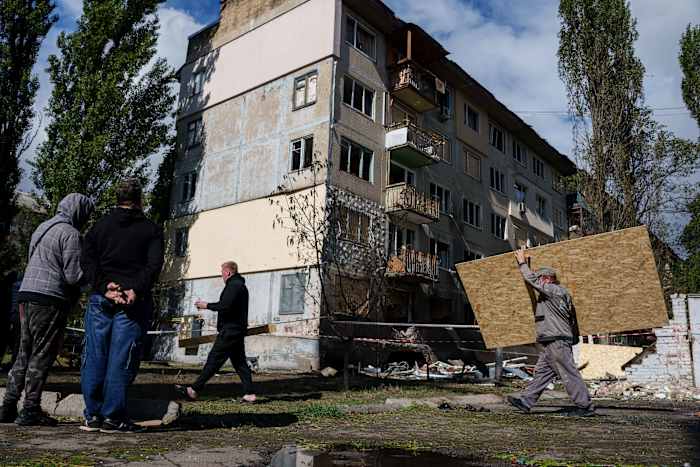 Senior NATO commander warns Putin is becoming more cavalier and open to risk as Ukraine war drags on