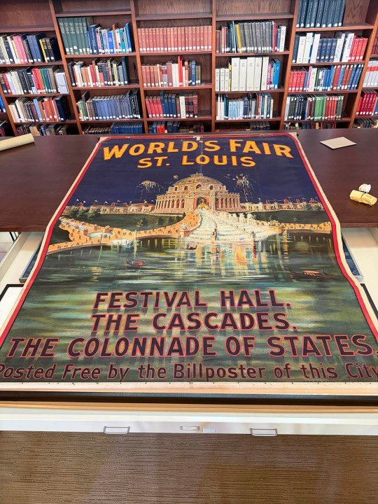 Forgotten 1904 World's Fair banner found in St. Louis