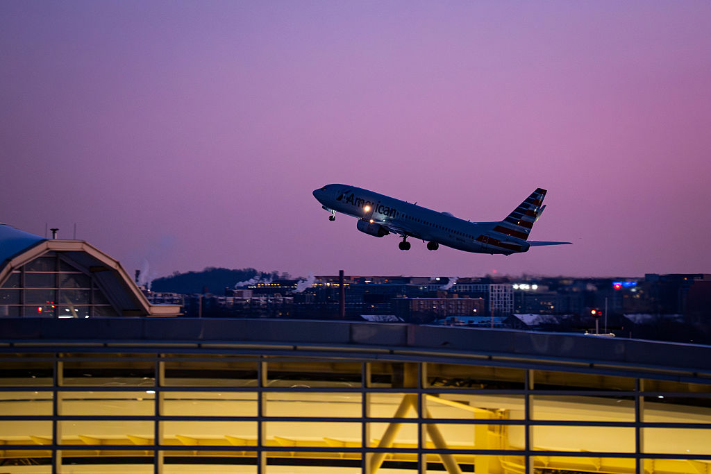 Ground stop issued at DCA due to equipment outage