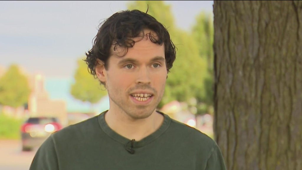 Urban explorer says he was attacked by security outside shuttered Ford City Mall