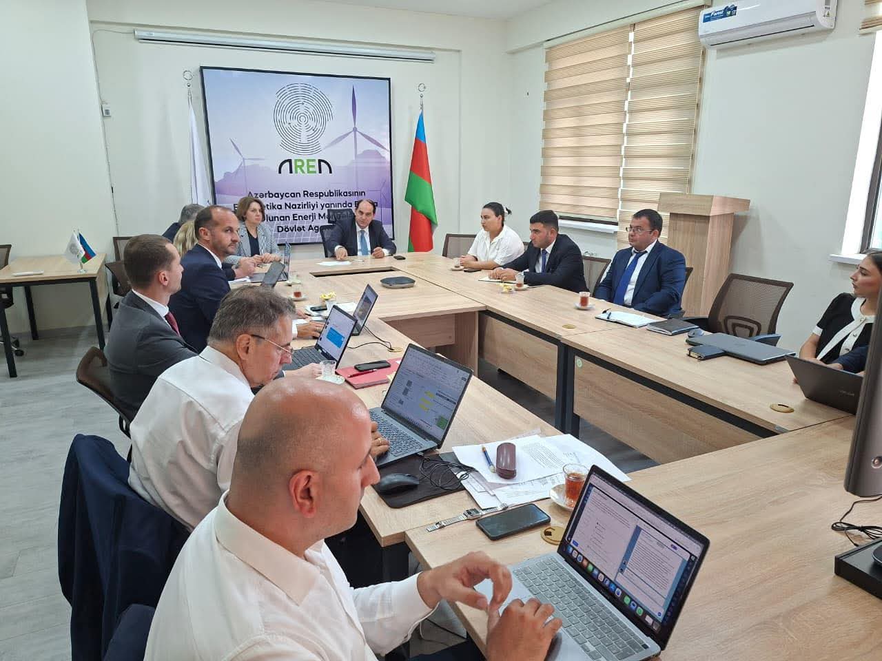 Azerbaijan's hydrogen sector shifts to new stage of development (PHOTO)