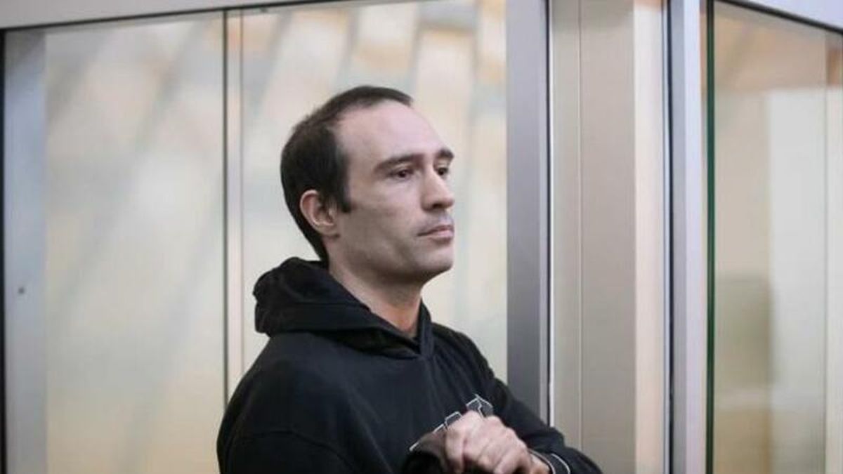 Azerbaijan pardons Martin Ryan