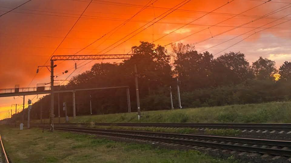 Russian attacks on Kyiv railway: Ukrainian Railways chief urges caution and advises passengers what to do
