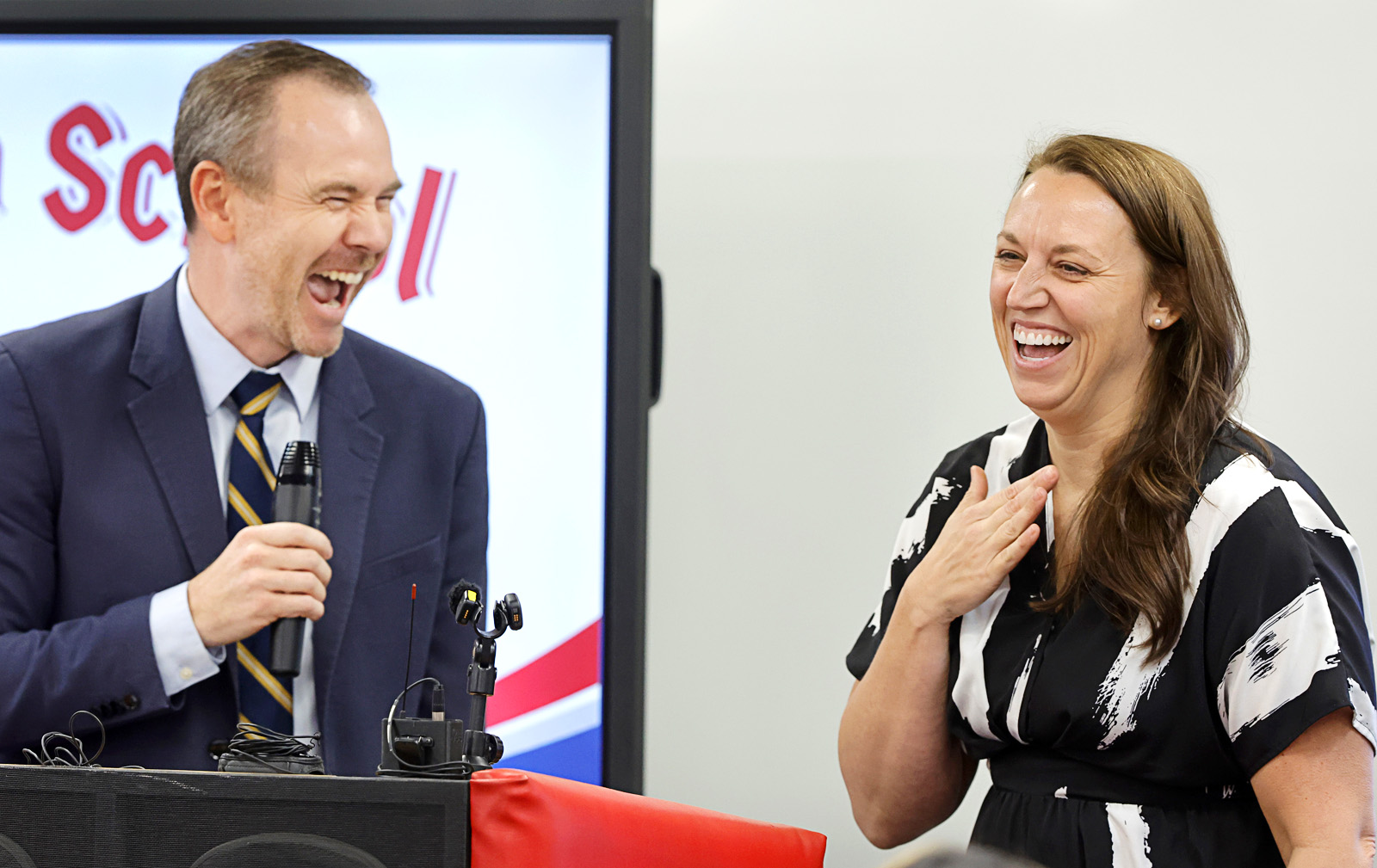 'Deep belief' in students helps Valley High educator win Nevada Teacher of the Year award