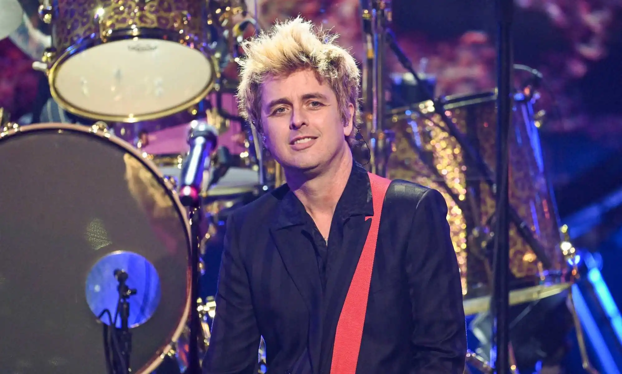 17 trailblazing male celebs who came out as bisexual