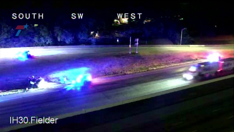 Police chase ends in crash along I-30 in Arlington Wednesday morning