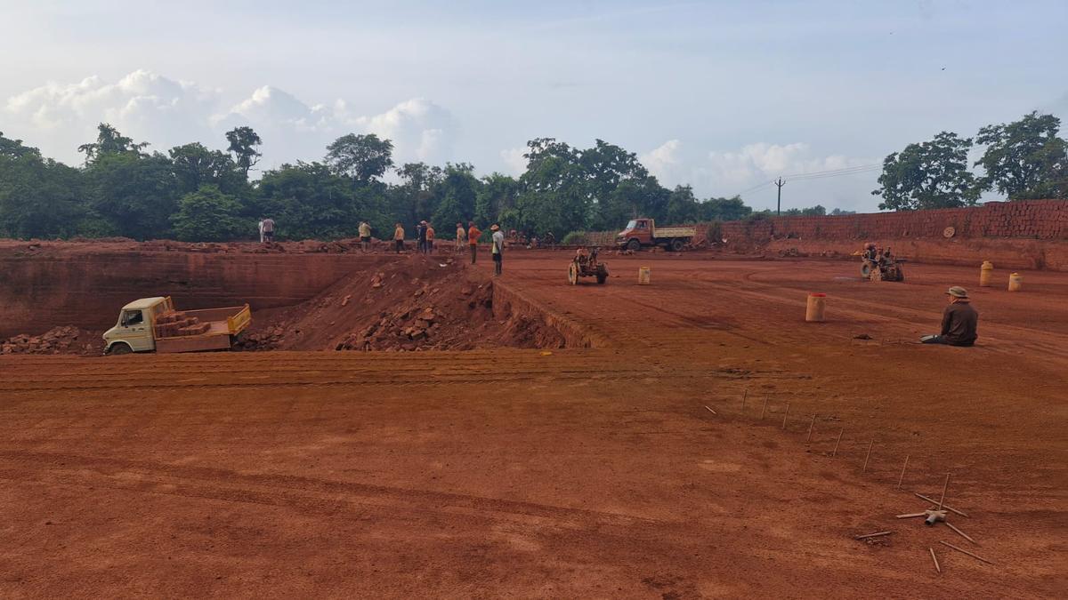 Police raid illegal laterite stone quarry, seize material worth ₹16 lakh