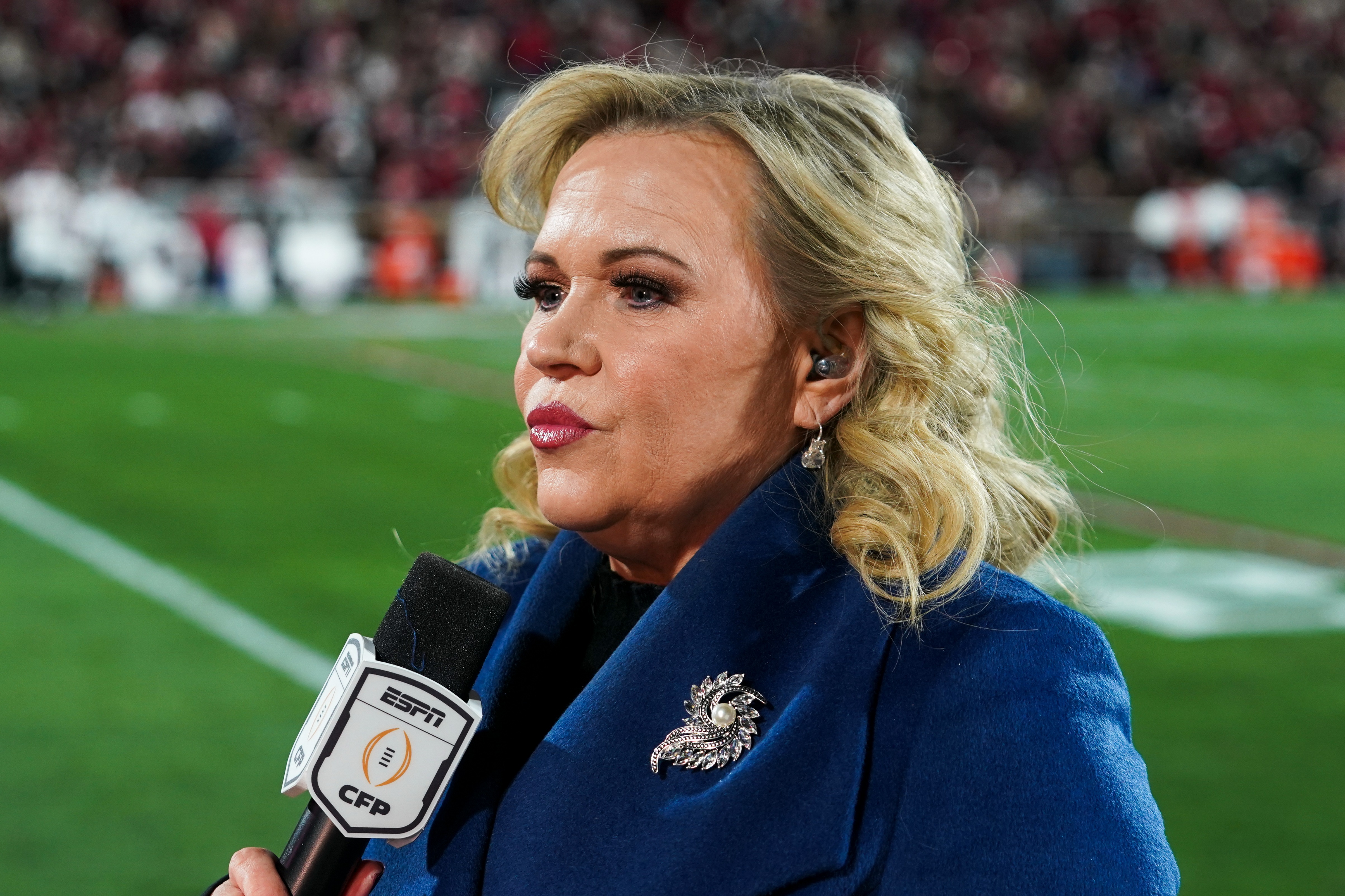 ESPN reporter Holly Rowe and Texas coach Steve Sarkisian set for awkward reunion after her CFB assignments are revealed