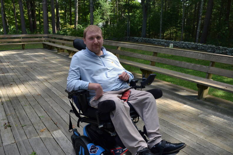 People with disabilities say changes to home care program are causing gaps in care, unpaid workers