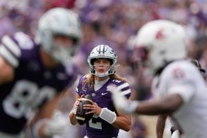 Collin Klein: Avery Johnson is growing as unbeaten Kansas State opens Big 12 play at Cincinnati