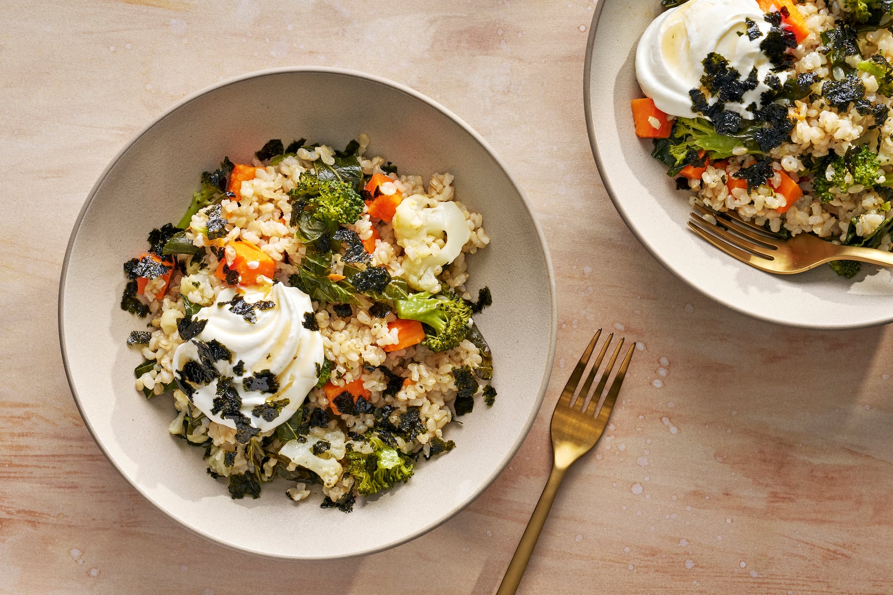 One-pot creamy brown rice and vegetables