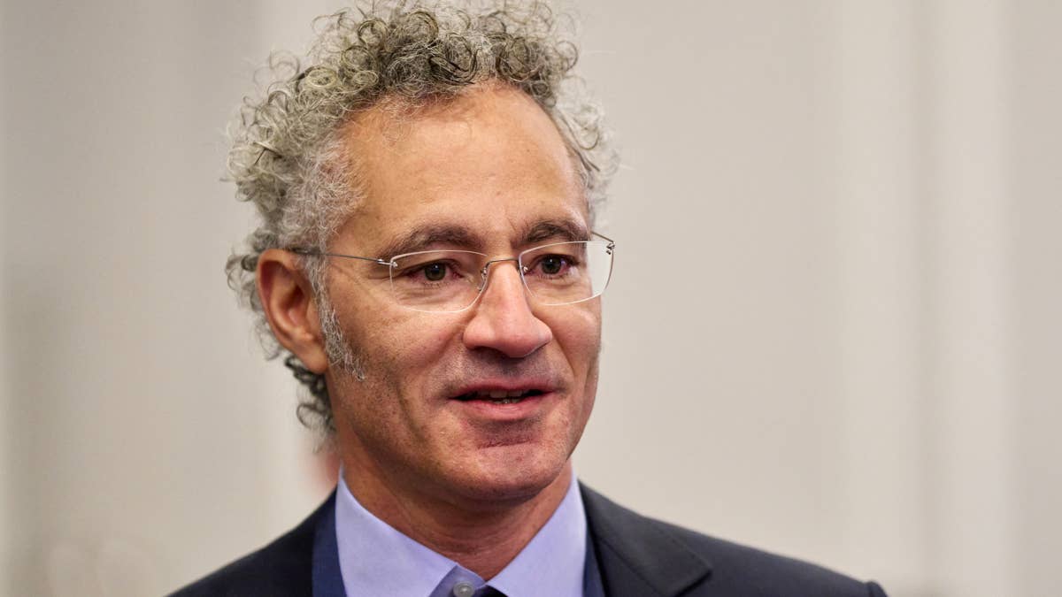 Palantir's CEO just sent a message Silicon Valley won't ignore