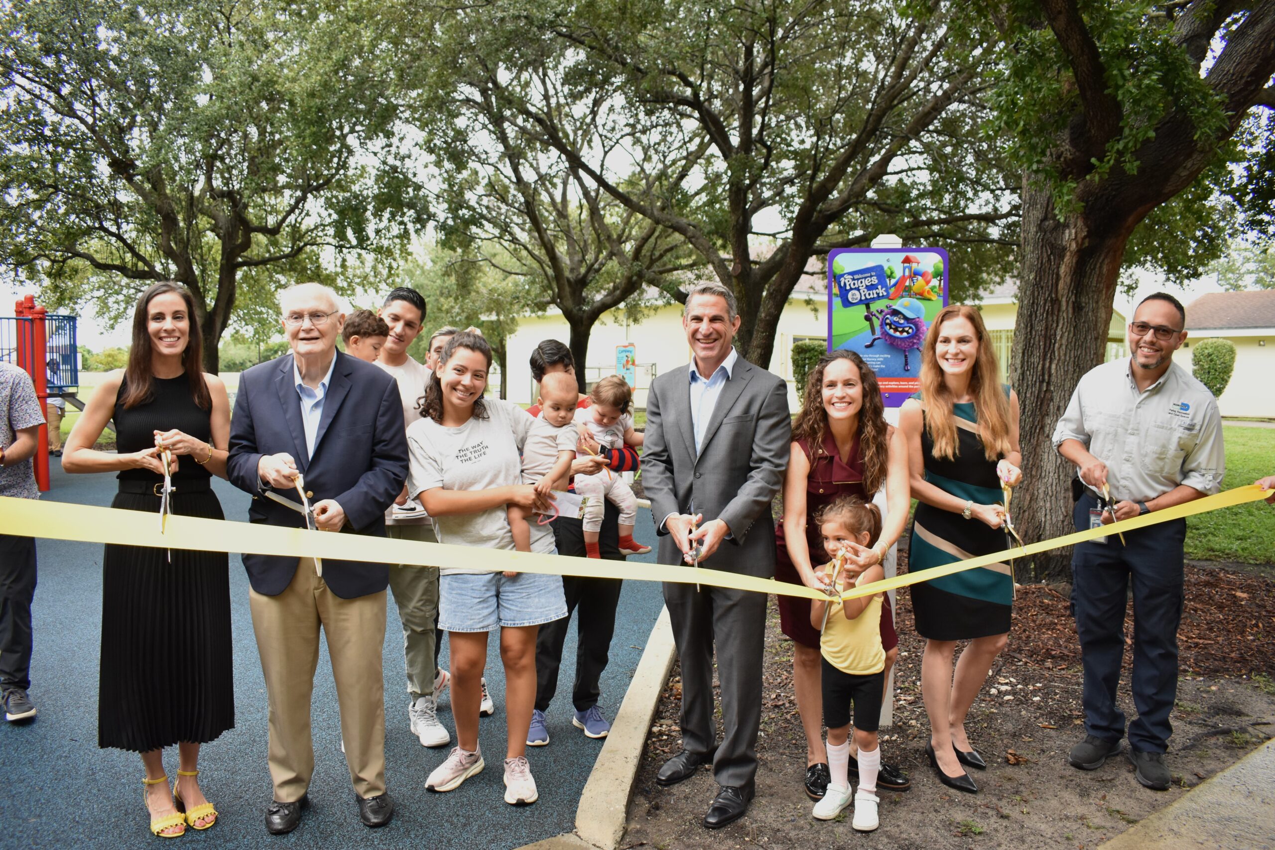 Pages in the Park Brings Early Literacy to Playgrounds in Miami-Dade