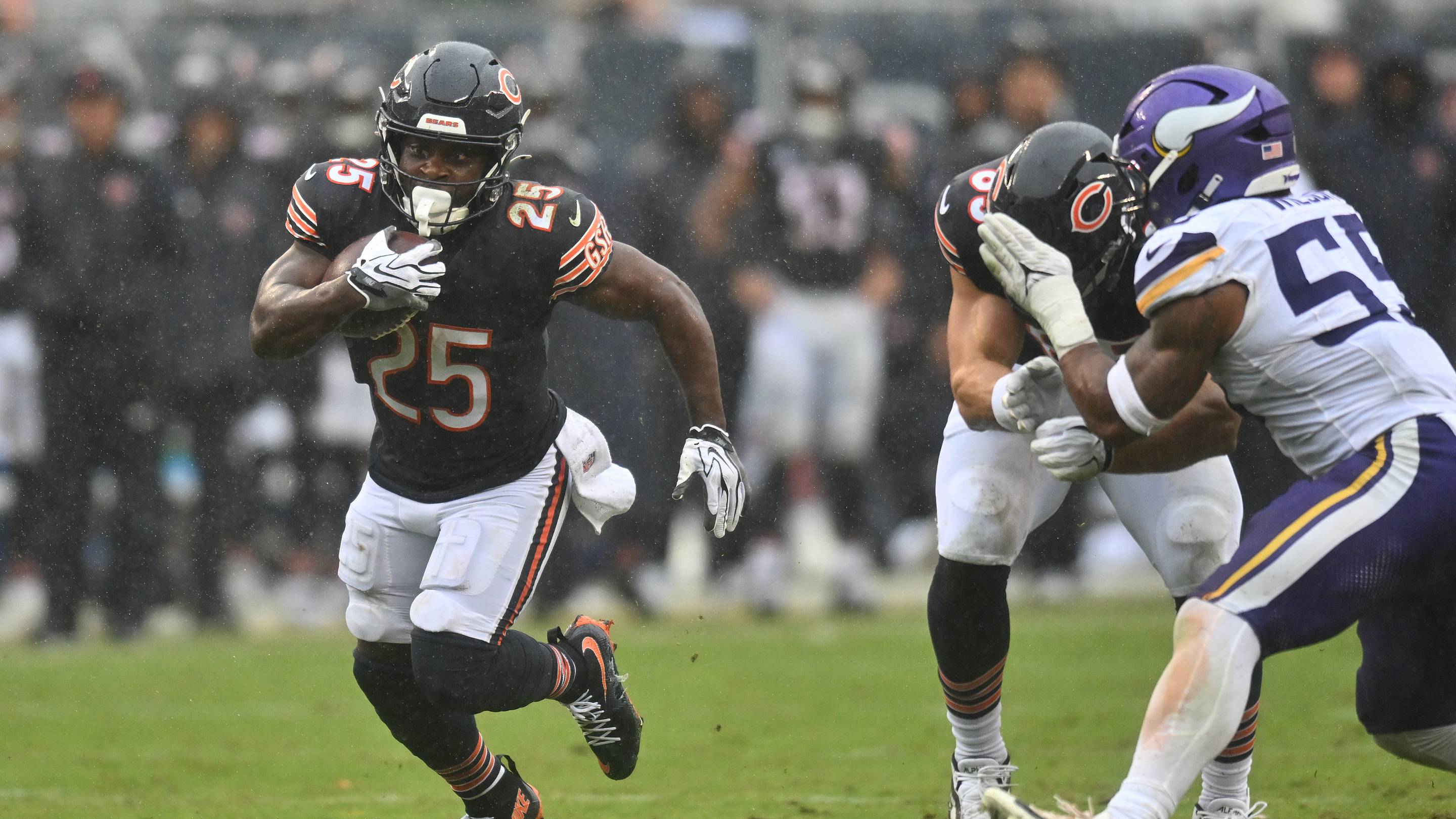 Kyle Monangai on Injury Watch After Report from Bears Practice
